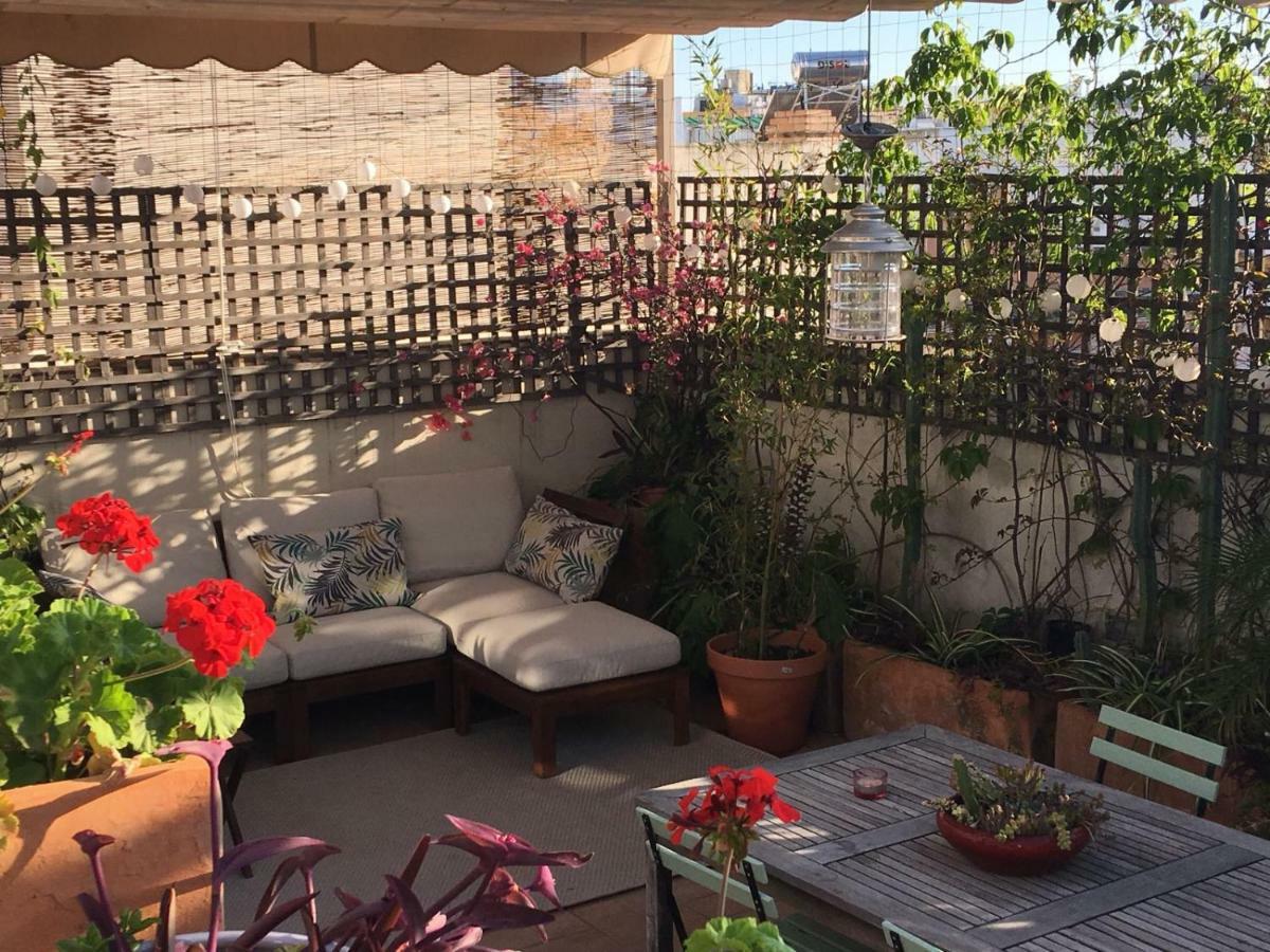 Guest House Europa 12 Севиля Екстериор снимка